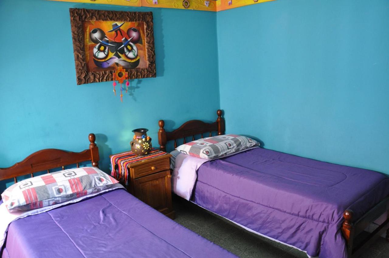 Hostel Copacabana La Quiaca Esterno foto